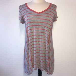 Jessica Simpson Maternity Short Sleeve Top Small